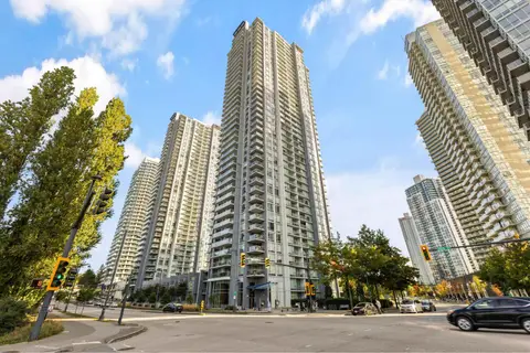 2611 13696 100 AVENUE