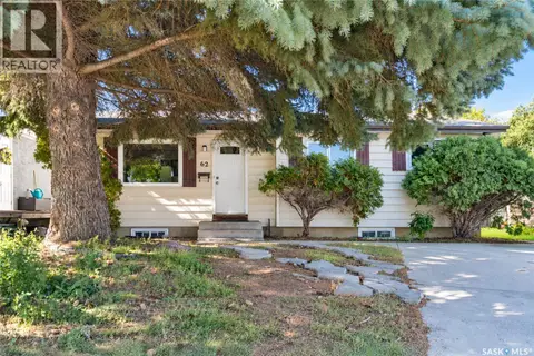 62 Ramsay COURT