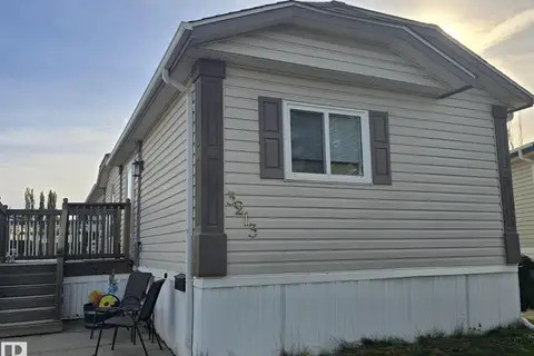 3213 Lakewood Close NW NW