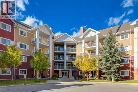 4226, 10 Prestwick Bay SE