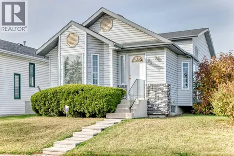 82 Riverglen Drive SE