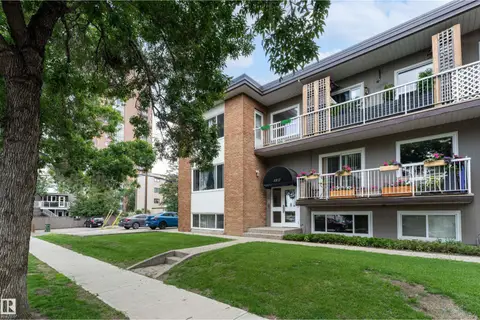 #5 8807 101 ST NW