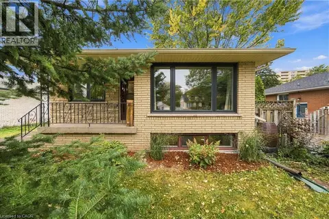662 DYNES Road