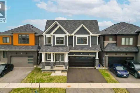 22 OAKTREE Drive