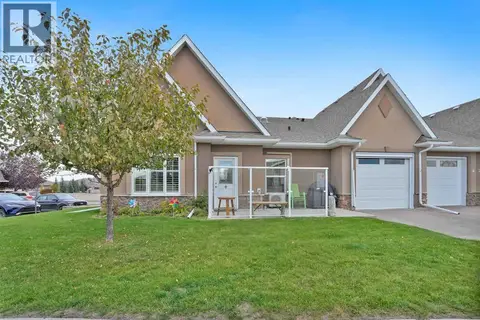 6, 20 River Heights View