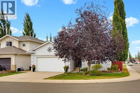 66 Dumas Crescent