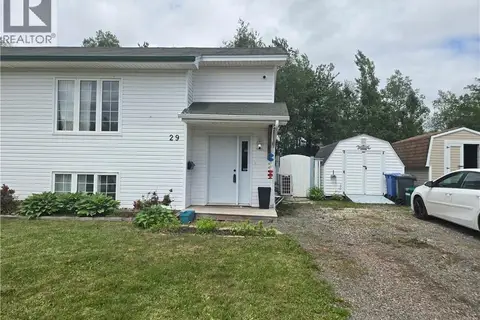 29 Thaddee Street