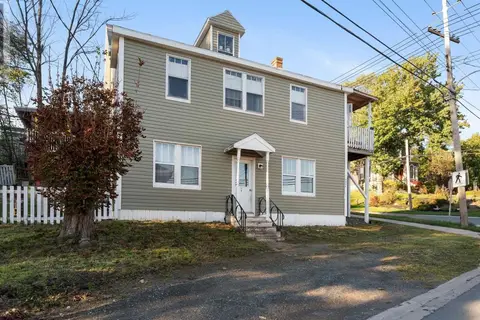 86 Denoon Street