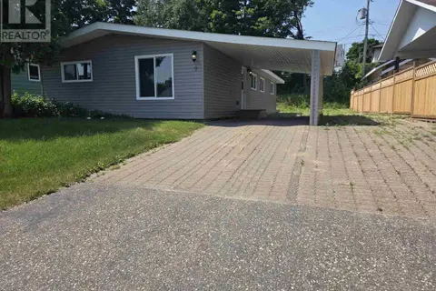 9 Central AVE