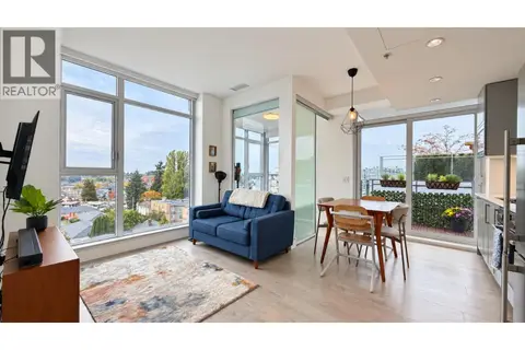 706 2435 KINGSWAY