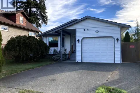 702 Hamilton Ave