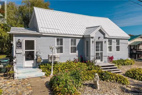 3 Pleasant Street
