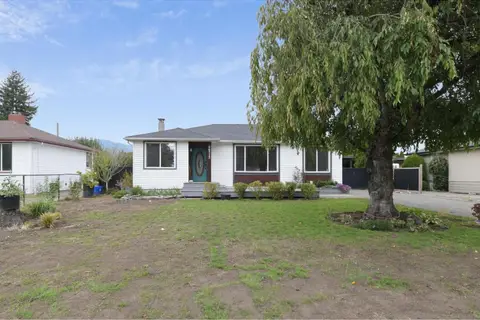Upper House 46515 PORTAGE AVENUE, Chilliwack Proper East