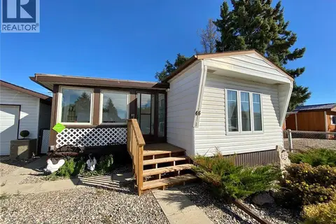 46 Eastview Trailer COURT