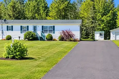 1125 RTE 933