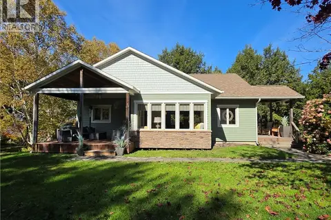 28 River Lane