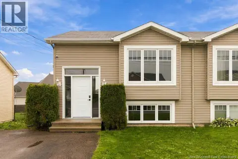 138 Penrose Street