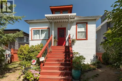 309 E WOODSTOCK AVENUE