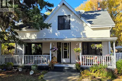 409 3rd AVENUE W