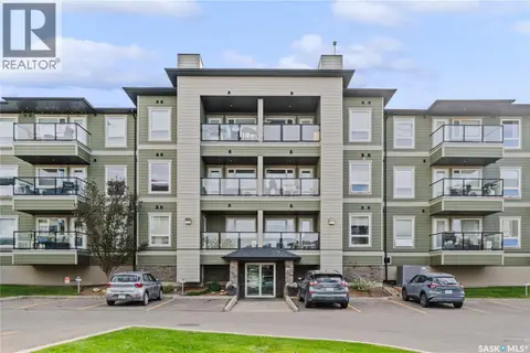 1111 102 Willis CRESCENT
