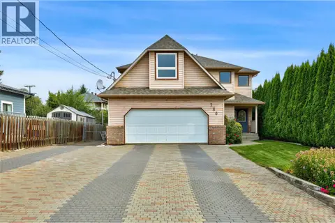 780 Huntington Drive