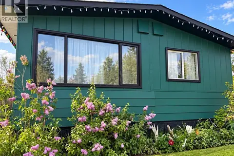 20 Centennial Crescent