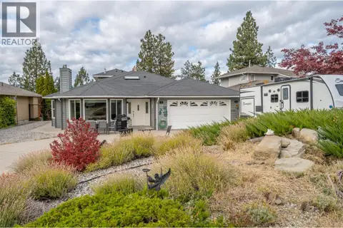138 Evergreen Crescent