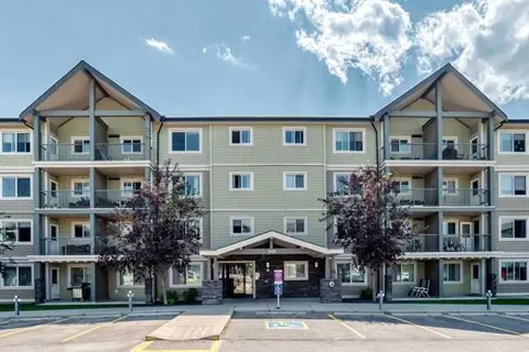 1406, 181 Skyview Ranch Manor NE
