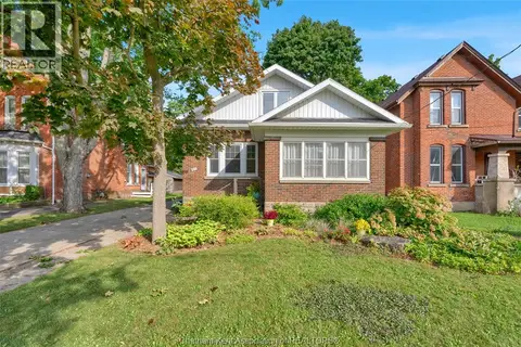 203 Talbot STREET East