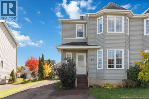 34 Christopher Crescent