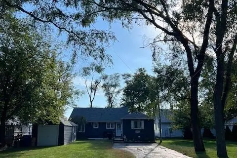 404 Robson Rd