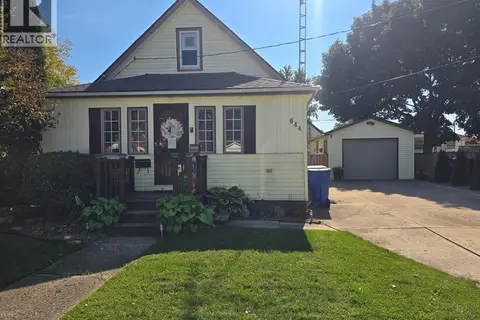 644 WALLACE STREET