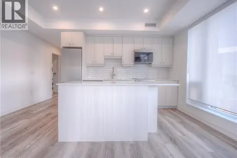 5 WELLINGTON Street S Unit# 402
