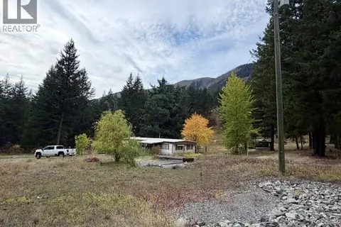 2625 Botanie Creek Road