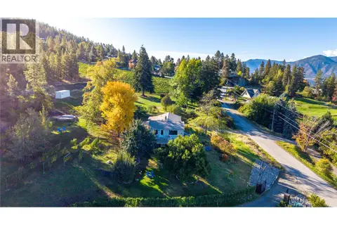 2864 Arawana Road
