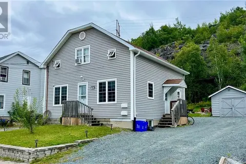 284 Mountain Street Unit# Main Floor