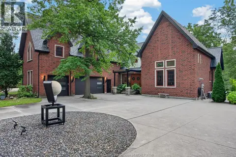 3871 MIDDLE Sideroad