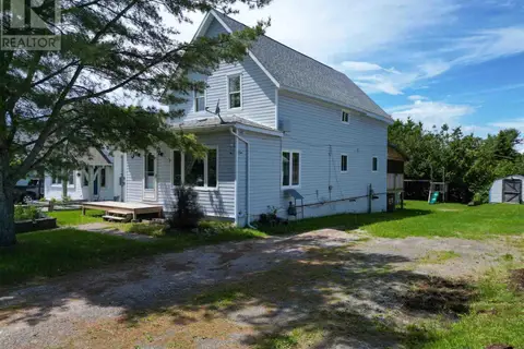 138 Lakeside AVE