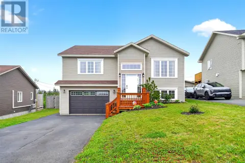 16 Starlight Drive