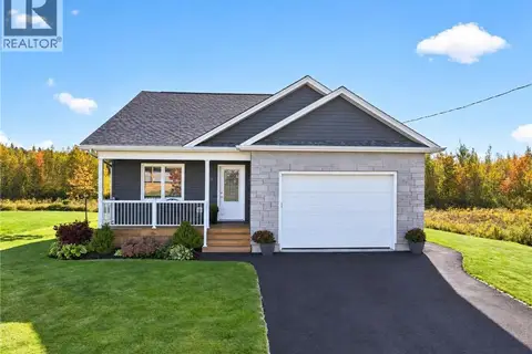 36 Luxor Drive