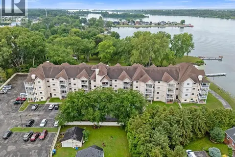 40 Adams LANE Unit# 214