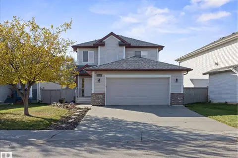 11531 11 AV SW