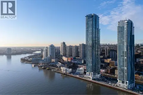 1808 660 QUAYSIDE DRIVE