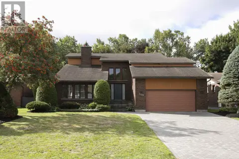 109 Greenview LN