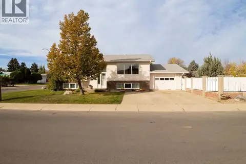 1206 27th Street N