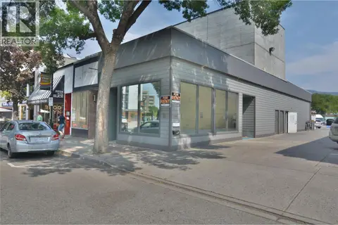 52 Front Street