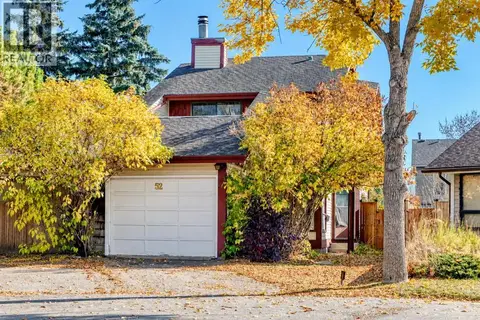 52 Templegreen Bay NE