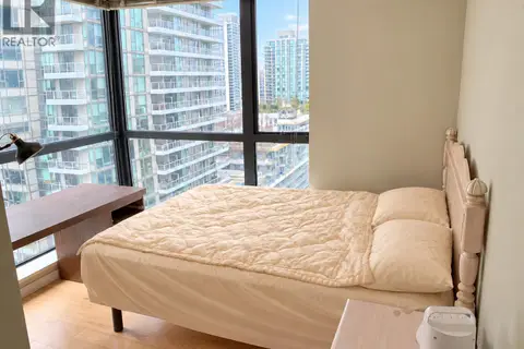 15xx Main bedroom-1295 RICHARDS STREET