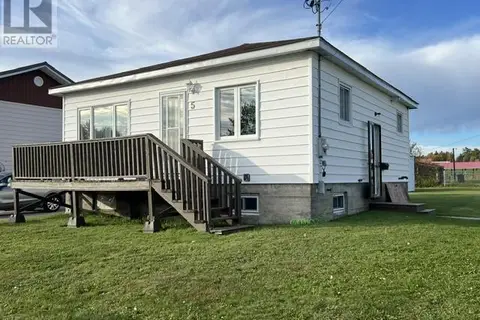 5 Stanhope Avenue