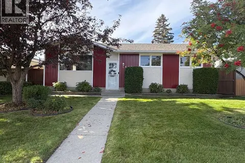 1623 Rouleau Crescent SE